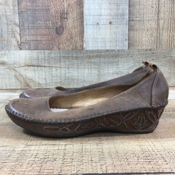 Clarks ArtisanBrown Leather Slip On Loafer Wedge Womens 5M  74079 - Picture 6 of 12